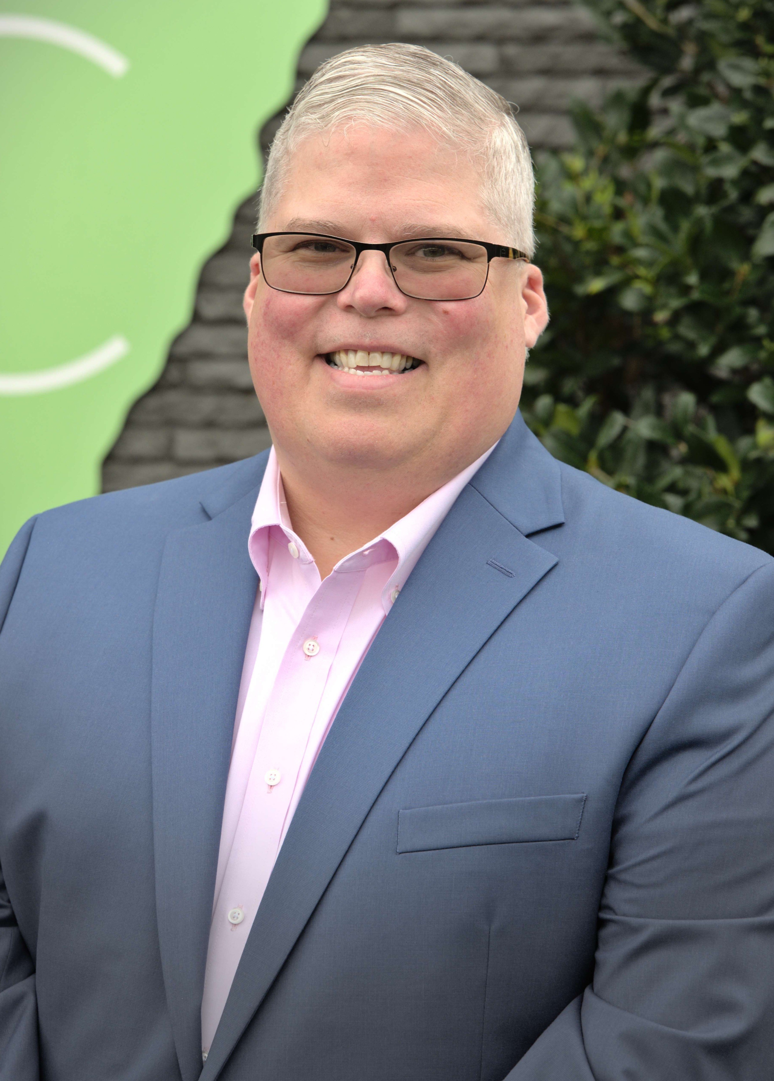 Dr. Ricky Tompkins